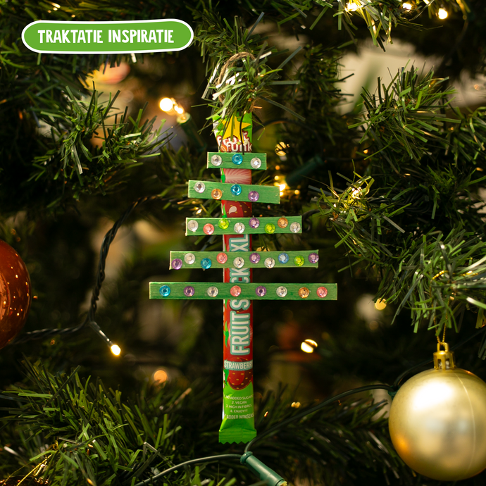 Treat inspiration - fruit stick Christmas tree